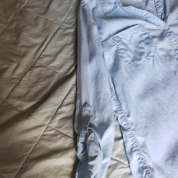 Chico's Lyocell Soft XL Petite Faded Blue Button Up Shirt - Picture 5 of 9